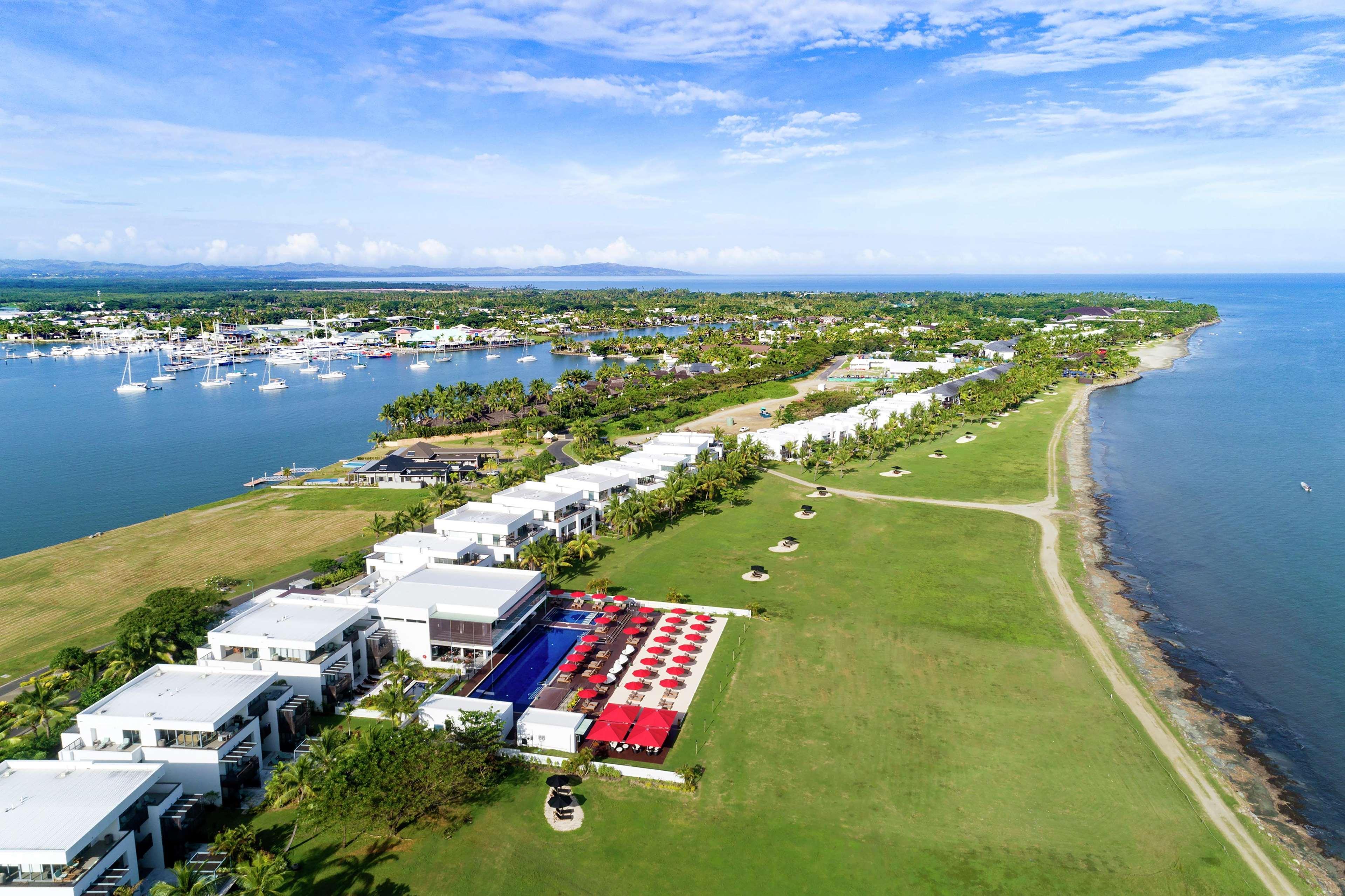 ฮิลตัน ฟิจิ บีช รีสอร์ต แอนด์ สปา Hotel Denarau Island ภายนอก รูปภาพ Aerial view of the resort